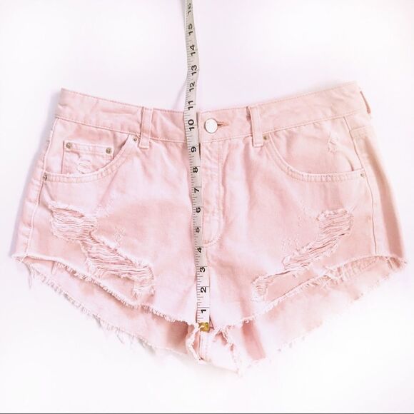 TOPSHOP Moto Kiri Pink Distressed Shorts! Size 30 - Picture 2 of 7